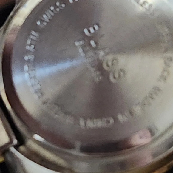 Vintage Bill Blass Womens Diamond and mother of pearl watch - Picture 10 of 11